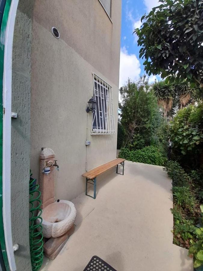 Ambos Mundos Apartment Quartu Sant'Elena Exterior photo